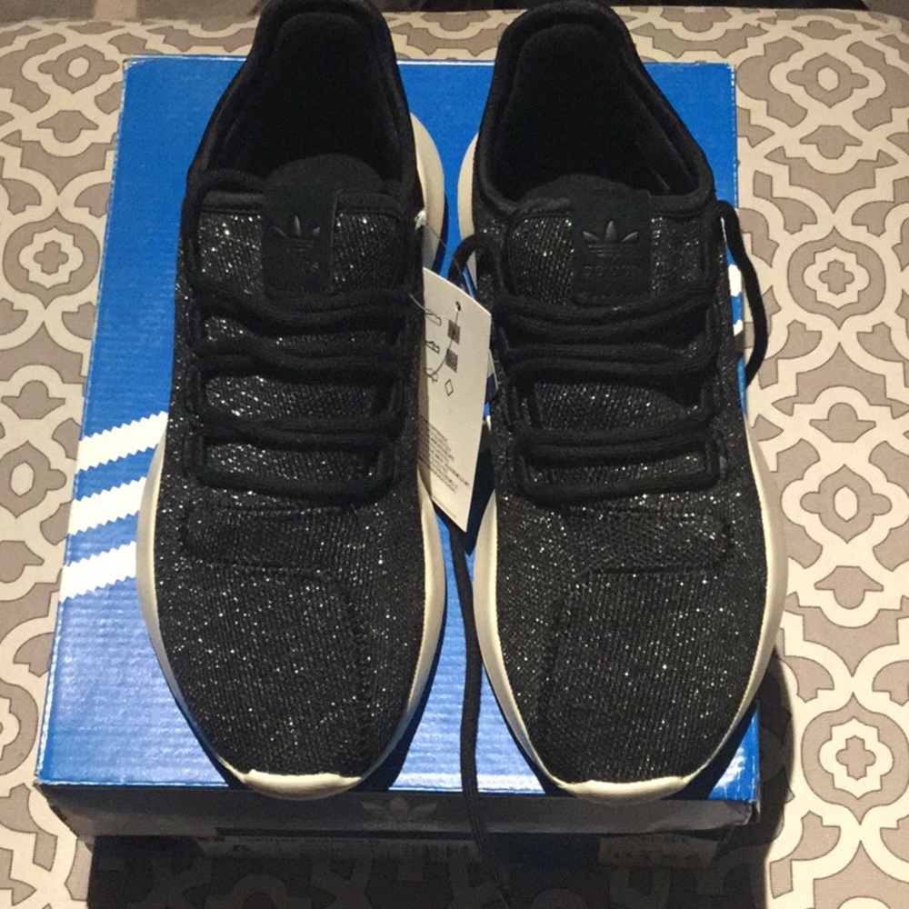 Tubular Shadow